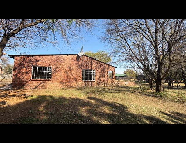 22,150M² SMALLHOLDING FOR SALE IN MARISTER